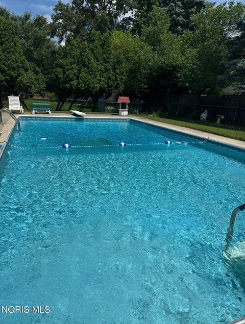 Tiny photo for 2904 Isha Laye Way, Toledo, OH 43606 (MLS # 10004566)