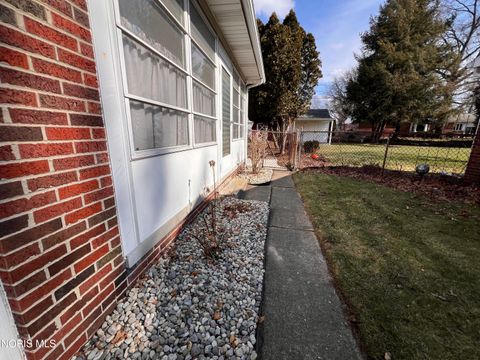 Tiny photo for 2904 Isha Laye Way, Toledo, OH 43606 (MLS # 10004566)