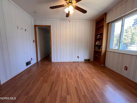 Tiny photo for 2904 Isha Laye Way, Toledo, OH 43606 (MLS # 10004566)