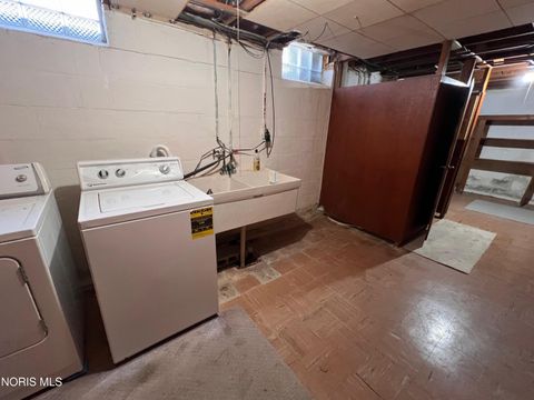 Tiny photo for 2904 Isha Laye Way, Toledo, OH 43606 (MLS # 10004566)