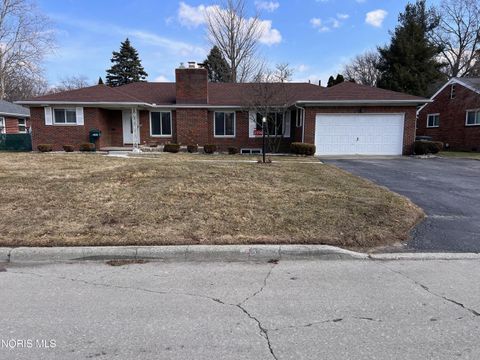 Photo of 2904 Isha Laye Way, Toledo, OH 43606 (MLS # 10004566)