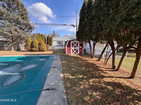 Tiny photo for 2904 Isha Laye Way, Toledo, OH 43606 (MLS # 10004566)