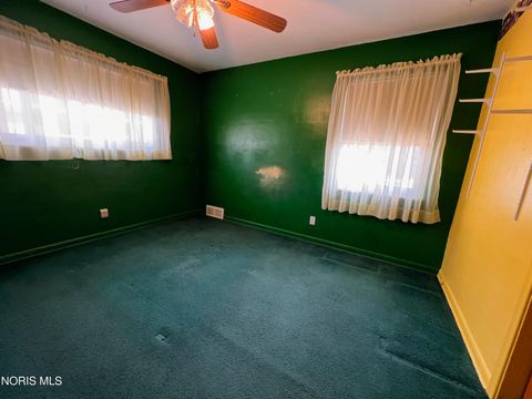 Tiny photo for 2904 Isha Laye Way, Toledo, OH 43606 (MLS # 10004566)