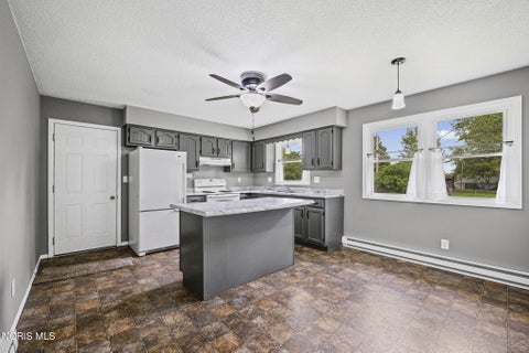 Tiny photo for 204 Wabash Avenue, North Baltimore, OH 45872 (MLS # 10009030)