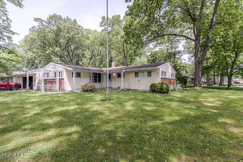 Photo of 4839 Rambo Lane, Toledo, OH 43623 (MLS # 10008434)