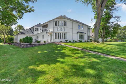 Photo of 335 Riverside Drive, Rossford, OH 43460 (MLS # 10010592)