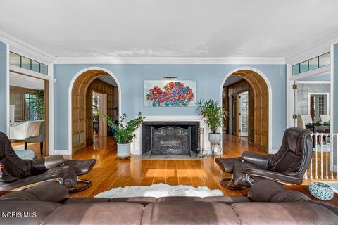 Tiny photo for 4215 River Road, Toledo, OH 43614 (MLS # 10005159)