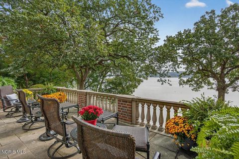 Tiny photo for 4215 River Road, Toledo, OH 43614 (MLS # 10005159)