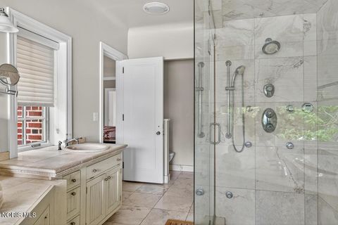 Tiny photo for 4215 River Road, Toledo, OH 43614 (MLS # 10005159)