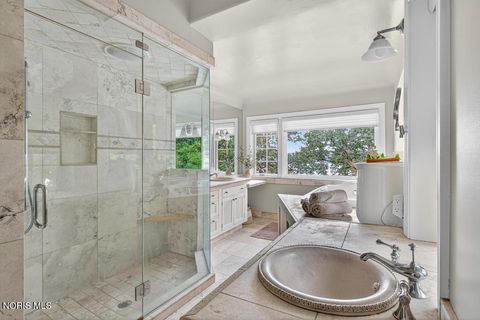 Tiny photo for 4215 River Road, Toledo, OH 43614 (MLS # 10005159)