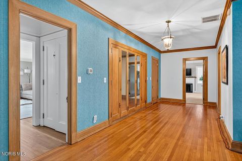 Tiny photo for 4215 River Road, Toledo, OH 43614 (MLS # 10005159)