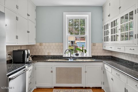 Tiny photo for 4215 River Road, Toledo, OH 43614 (MLS # 10005159)