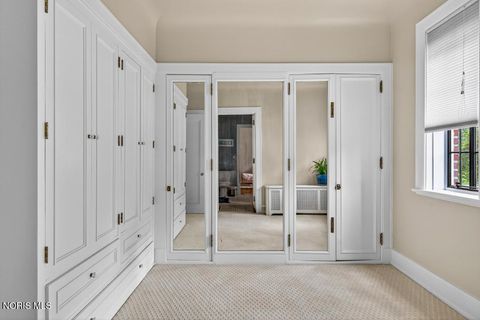 Tiny photo for 4215 River Road, Toledo, OH 43614 (MLS # 10005159)