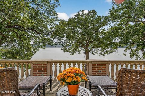 Tiny photo for 4215 River Road, Toledo, OH 43614 (MLS # 10005159)