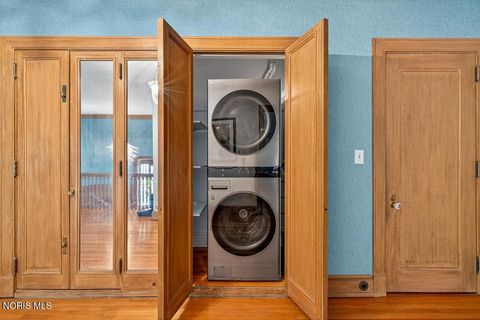 Tiny photo for 4215 River Road, Toledo, OH 43614 (MLS # 10005159)