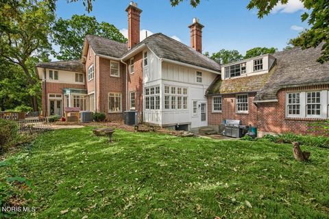 Tiny photo for 4215 River Road, Toledo, OH 43614 (MLS # 10005159)