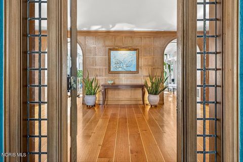 Tiny photo for 4215 River Road, Toledo, OH 43614 (MLS # 10005159)