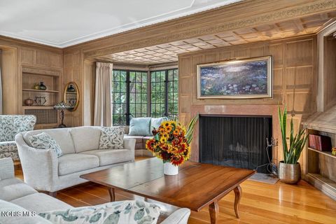 Tiny photo for 4215 River Road, Toledo, OH 43614 (MLS # 10005159)