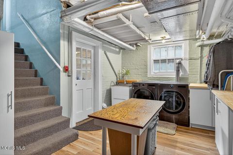 Tiny photo for 4215 River Road, Toledo, OH 43614 (MLS # 10005159)