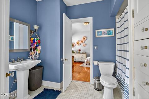 Tiny photo for 4215 River Road, Toledo, OH 43614 (MLS # 10005159)