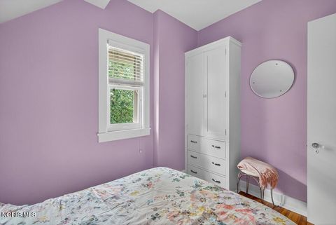 Tiny photo for 4215 River Road, Toledo, OH 43614 (MLS # 10005159)