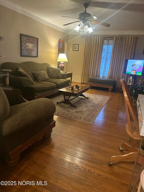 Tiny photo for 2636 Powhattan Parkway, Toledo, OH 43606 (MLS # 10001869)