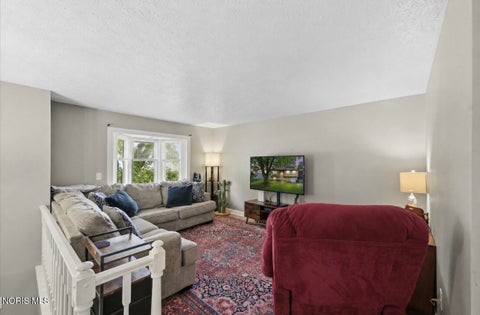 Tiny photo for 5405 Thornbrook Trail, Toledo, OH 43611 (MLS # 10010383)