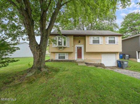 Tiny photo for 5405 Thornbrook Trail, Toledo, OH 43611 (MLS # 10010383)