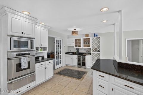 Tiny photo for 409 Newdale Drive, Bryan, OH 43506 (MLS # 10010899)