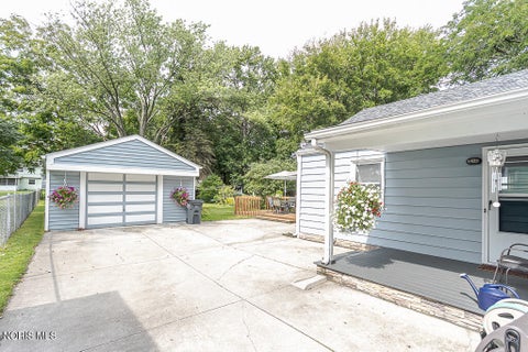 Tiny photo for 1641 Atwood Road, Toledo, OH 43615 (MLS # 10013531)