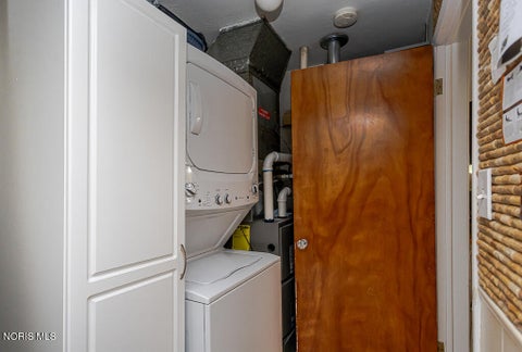 Tiny photo for 1641 Atwood Road, Toledo, OH 43615 (MLS # 10013531)