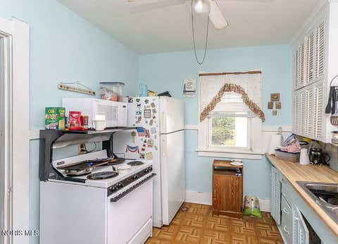Tiny photo for 3863 Upton Avenue, Toledo, OH 43613 (MLS # 10010938)