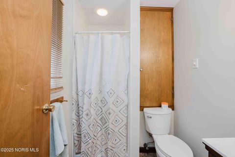 Tiny photo for 6434 County Road 18, Findlay, OH 45840 (MLS # 10001103)