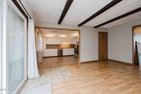 Tiny photo for 6434 County Road 18, Findlay, OH 45840 (MLS # 10001103)