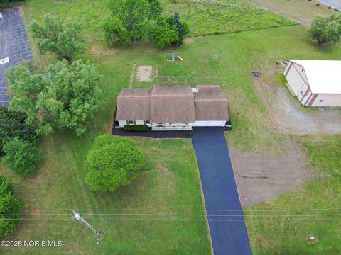 Tiny photo for 6434 County Road 18, Findlay, OH 45840 (MLS # 10001103)