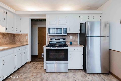 Tiny photo for 6434 County Road 18, Findlay, OH 45840 (MLS # 10001103)