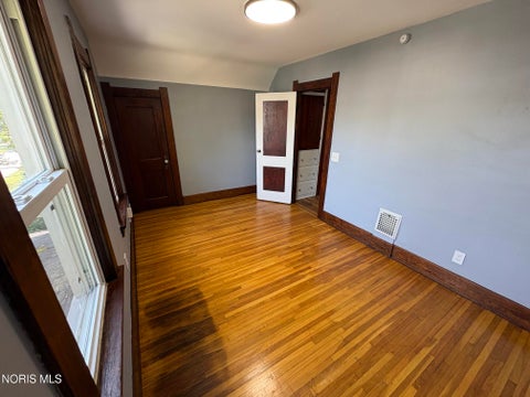 Tiny photo for 2460 Caledonia Street, Toledo, OH 43605 (MLS # 10011430)