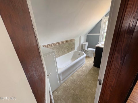 Tiny photo for 2460 Caledonia Street, Toledo, OH 43605 (MLS # 10011430)