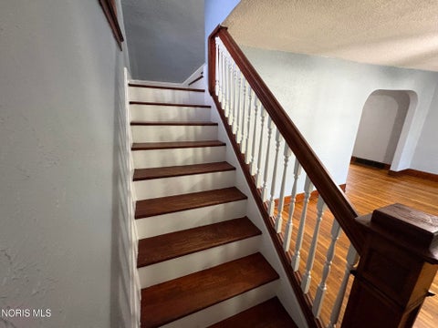 Tiny photo for 2460 Caledonia Street, Toledo, OH 43605 (MLS # 10011430)
