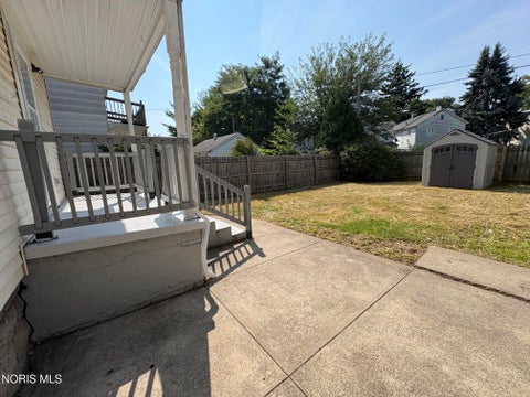 Tiny photo for 2460 Caledonia Street, Toledo, OH 43605 (MLS # 10011430)