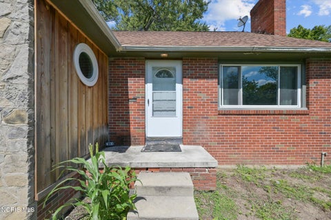 Tiny photo for 4130 Dorchester Drive, Toledo, OH 43607 (MLS # 10012701)