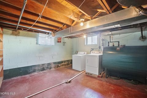 Tiny photo for 333 W 7th St, Perrysburg, OH 43551 (MLS # 10005219)