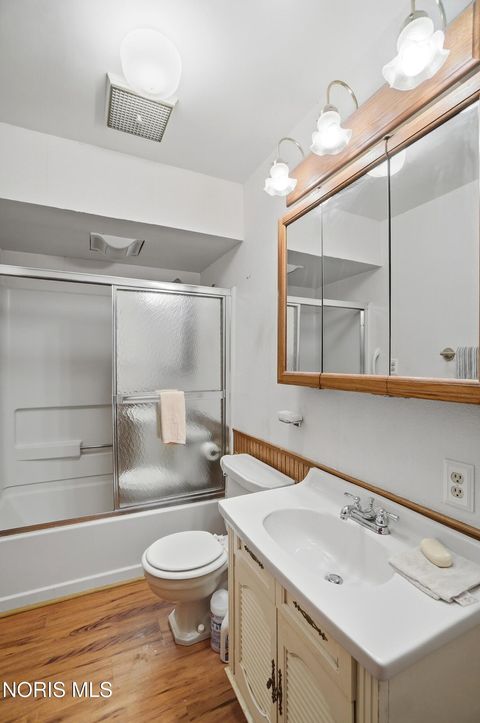 Tiny photo for 333 W 7th St, Perrysburg, OH 43551 (MLS # 10005219)