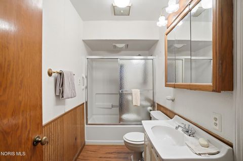 Tiny photo for 333 W 7th St, Perrysburg, OH 43551 (MLS # 10005219)