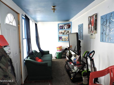 Tiny photo for 2001 Bakewell Street, Toledo, OH 43605 (MLS # 10012699)
