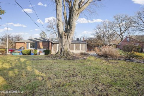 Tiny photo for 2833 Manchester Boulevard, Toledo, OH 43606 (MLS # 10002996)