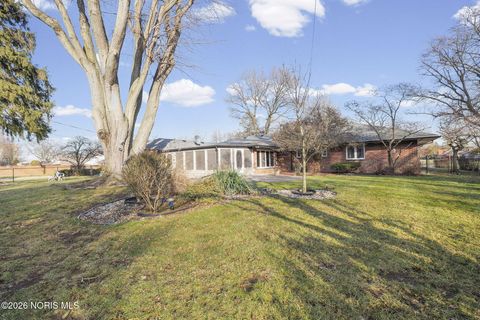 Tiny photo for 2833 Manchester Boulevard, Toledo, OH 43606 (MLS # 10002996)