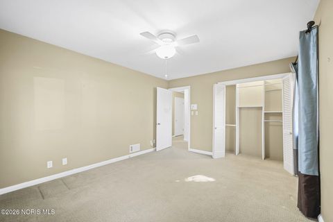 Tiny photo for 2833 Manchester Boulevard, Toledo, OH 43606 (MLS # 10002996)