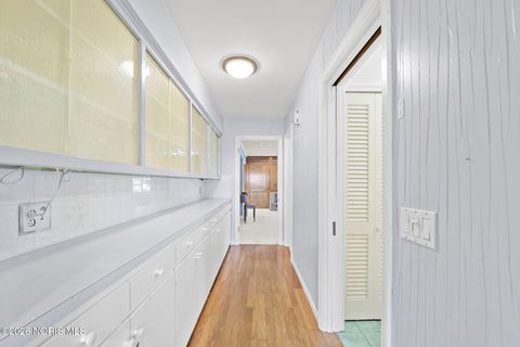 Tiny photo for 2833 Manchester Boulevard, Toledo, OH 43606 (MLS # 10002996)