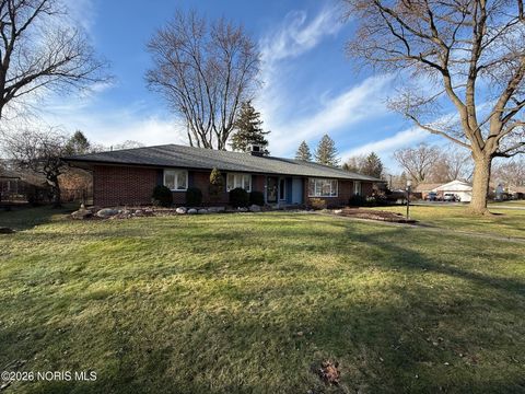 Photo of 2833 Manchester Boulevard, Toledo, OH 43606 (MLS # 10002996)
